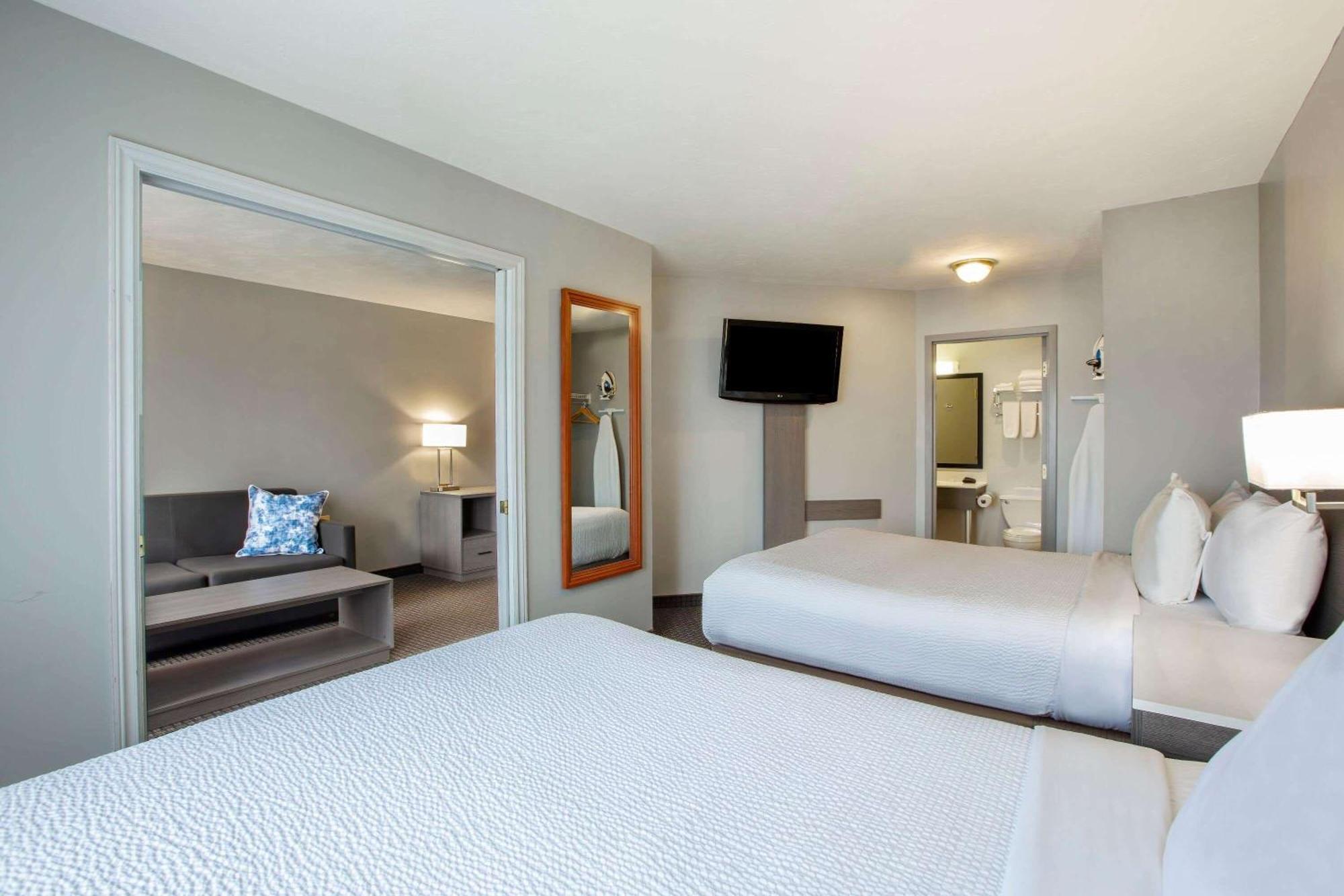 Days Inn & Suites By Wyndham Moncton Eksteriør billede