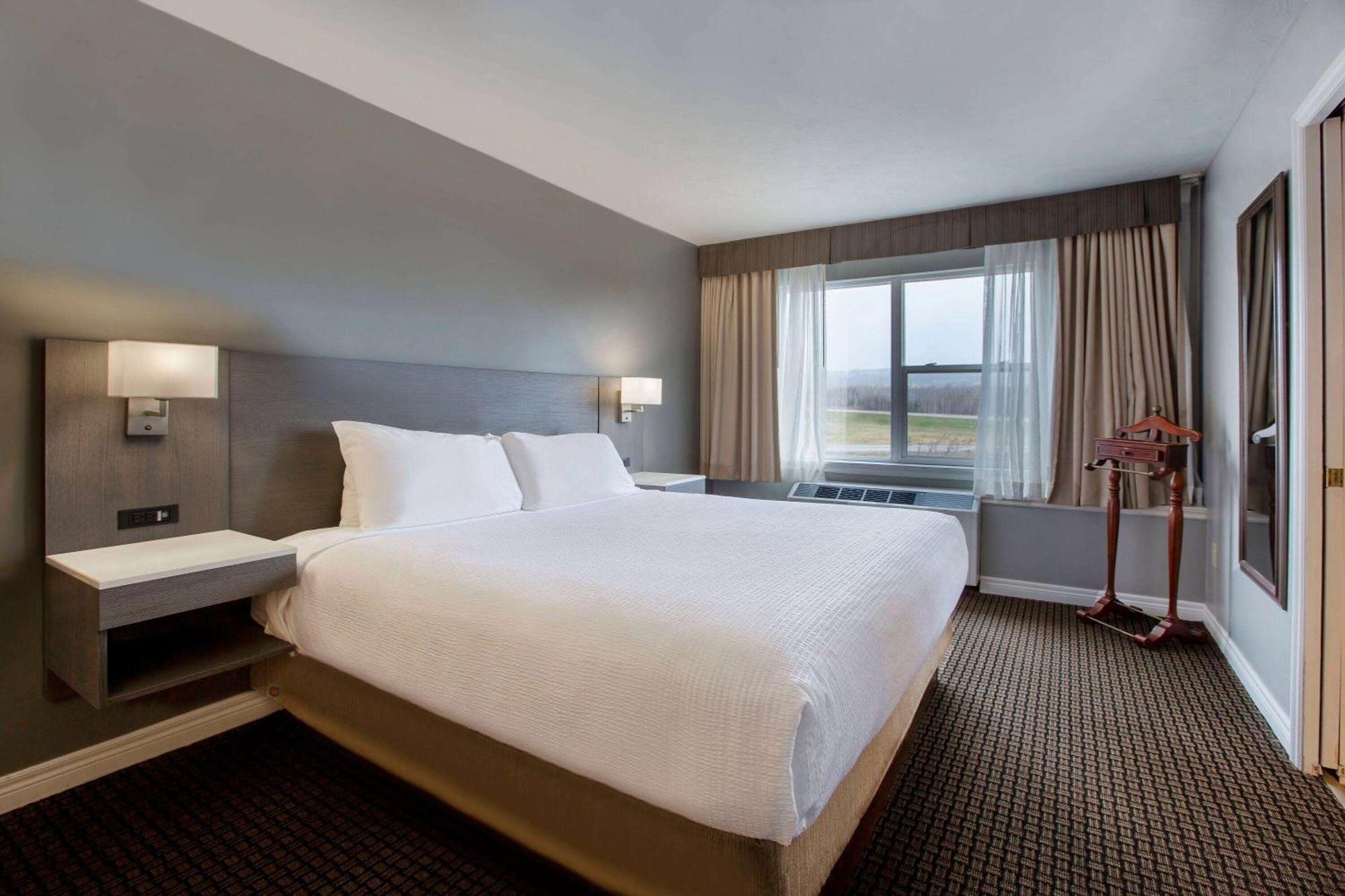 Days Inn & Suites By Wyndham Moncton Eksteriør billede
