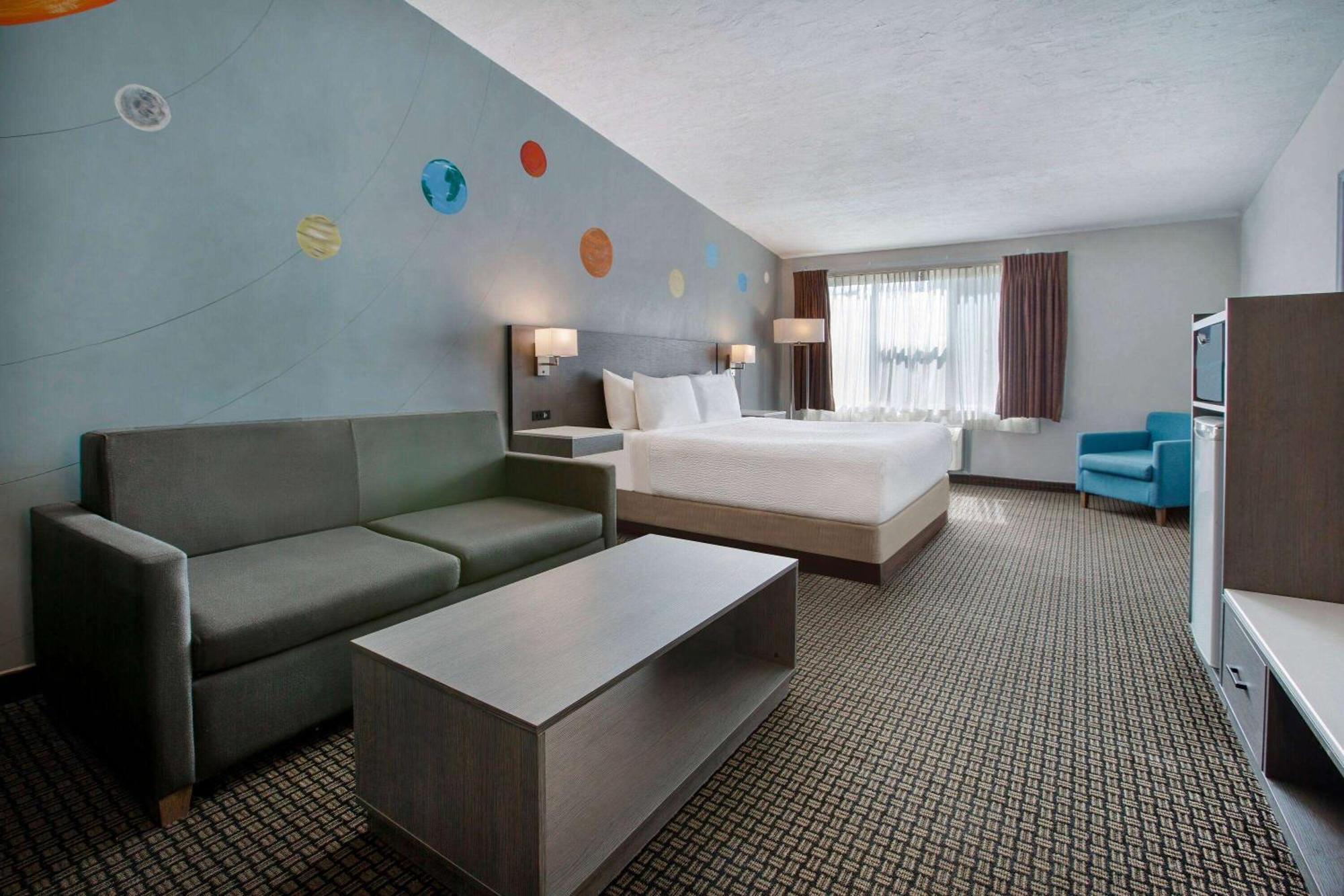Days Inn & Suites By Wyndham Moncton Eksteriør billede